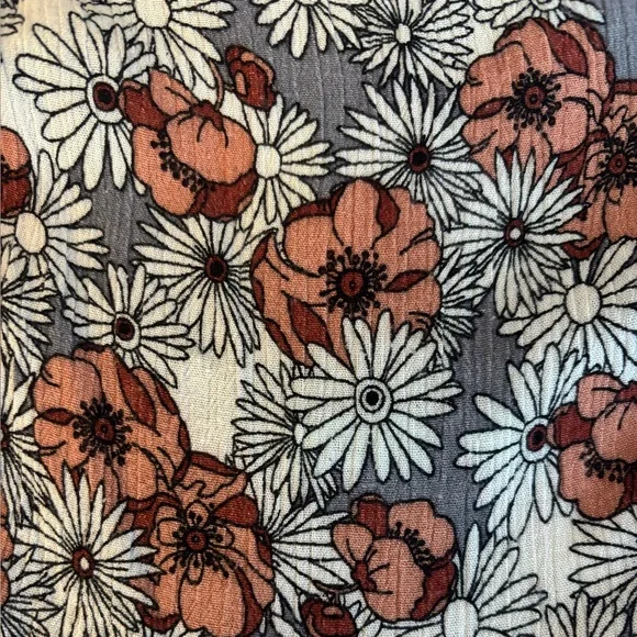 She + Sky Floral Mini Dress in Gray and Brown with Lace Trim - Picture 3 of 7